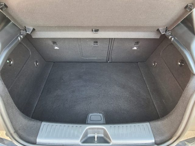 MERCEDES-BENZ A 180 usata, con Bracciolo
