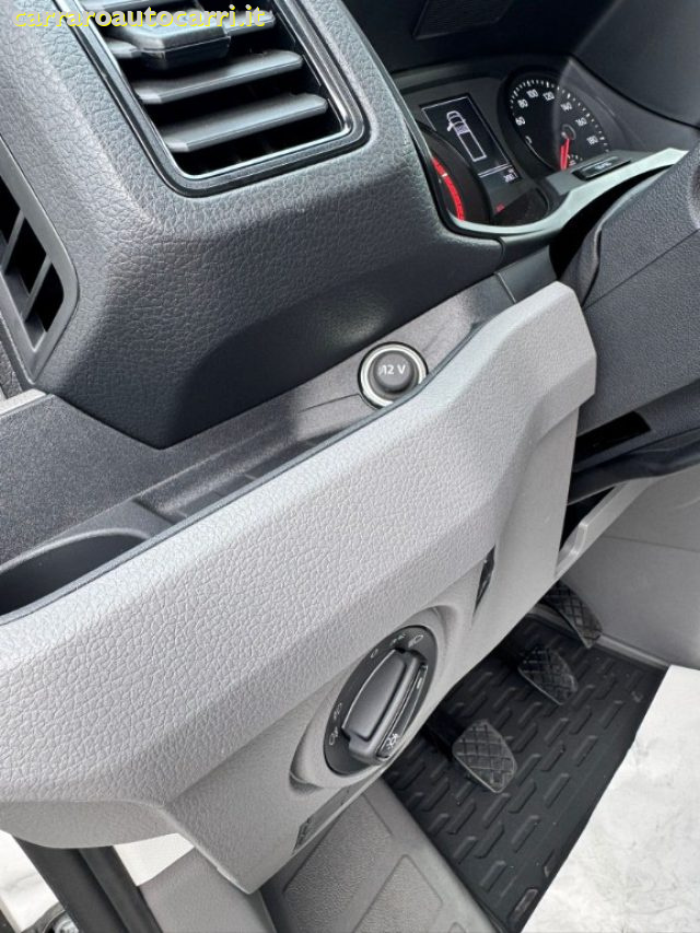 VOLKSWAGEN Crafter usata, con Volante multifunzione