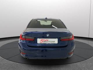 BMW 318 usata, con Controllo vocale