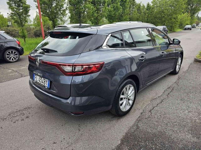 RENAULT Megane usata, con Alzacristalli elettrici