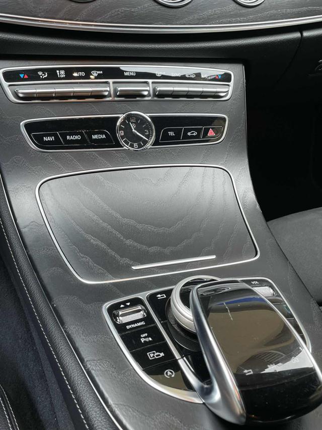 MERCEDES-BENZ E 220 usata, con Airbag testa