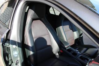 MERCEDES-BENZ GLA 220 usata, con Sedili riscaldati