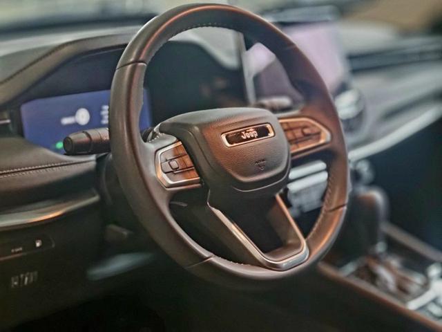 JEEP Compass usata, con Volante in pelle