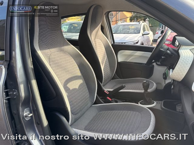 RENAULT Twingo usata, con Autoradio