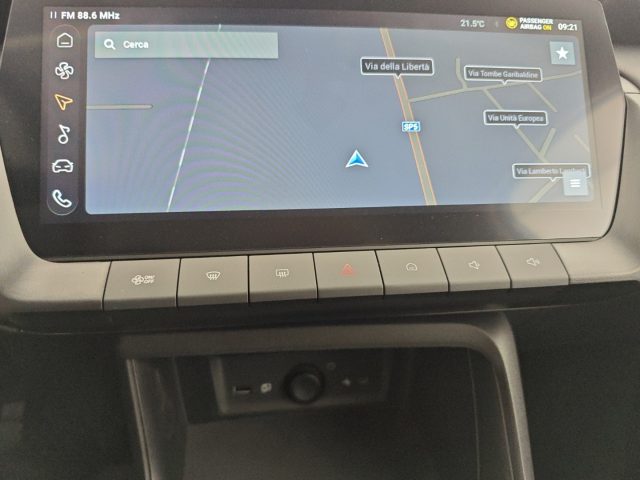 MG ZS usata, con Autoradio digitale