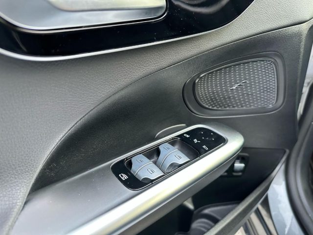 MERCEDES-BENZ C 300 usata, con Servosterzo