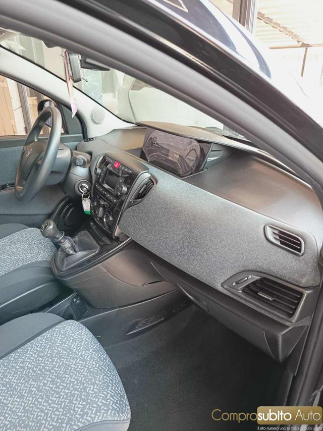 LANCIA Ypsilon usata 17