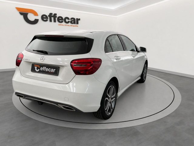 MERCEDES-BENZ A 180 usata, con Boardcomputer