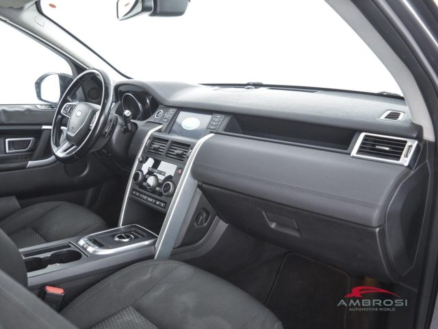 LAND ROVER Discovery Sport usata 11