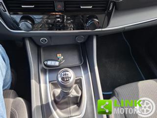 NISSAN Qashqai usata, con Luci diurne LED