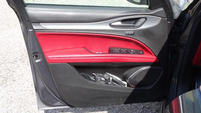 ALFA ROMEO Stelvio usata, con Regolazione elettrica del sedile posteriore
