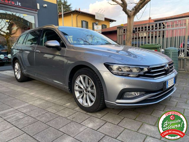 VOLKSWAGEN Passat Variant usata, con Autoradio