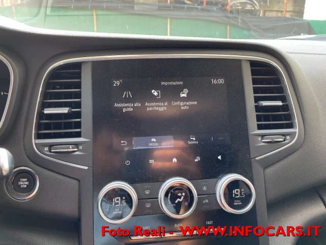 RENAULT Megane usata, con Volante in pelle