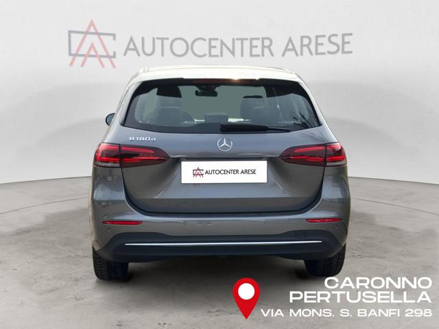 MERCEDES-BENZ B 180 usata, con Alzacristalli elettrici