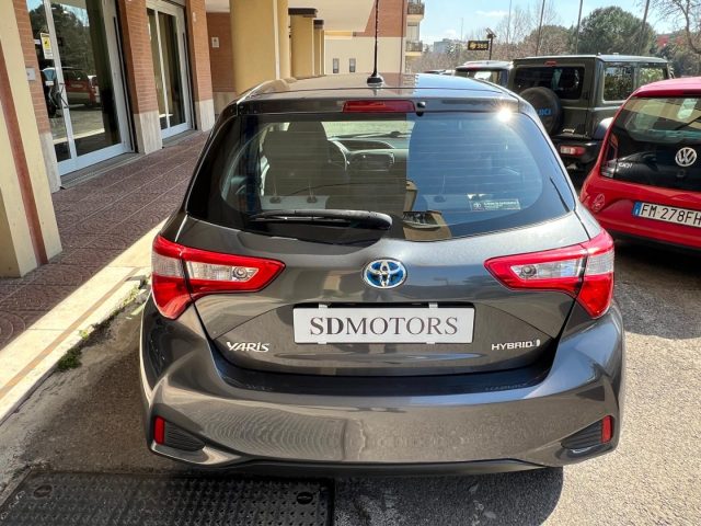 TOYOTA Yaris usata, con Autoradio