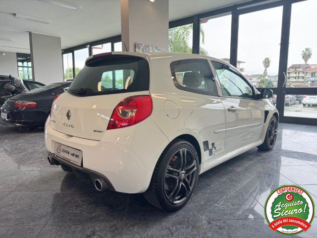 RENAULT Clio usata, con Alzacristalli elettrici