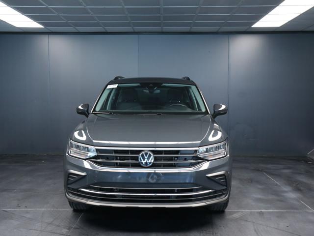 VOLKSWAGEN Tiguan usata, con Airbag