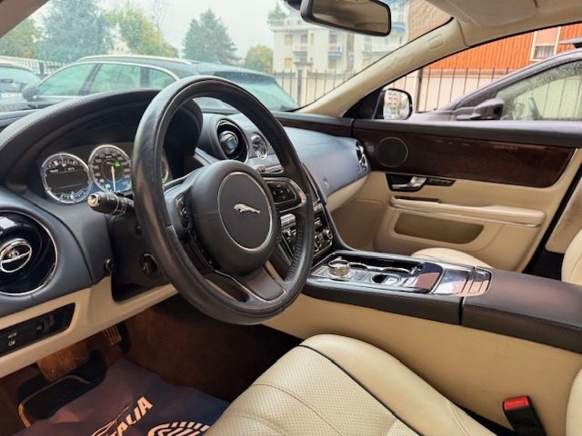 JAGUAR XJ usata, con Climatizzatore