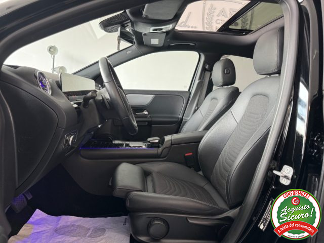 MERCEDES-BENZ GLA 180 usata, con Cerchi in lega