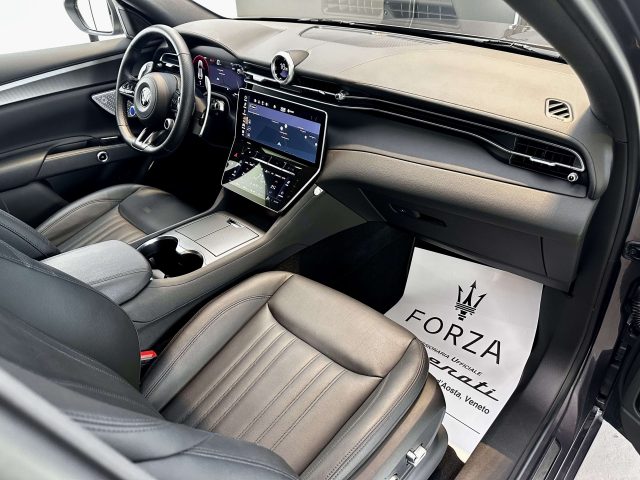 MASERATI Grecale usata, con Interni in pelle