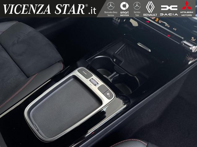 MERCEDES-BENZ CLA 200 usata, con USB