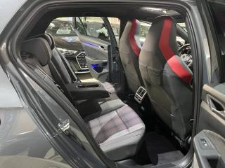 VOLKSWAGEN Golf usata, con Cruise Control