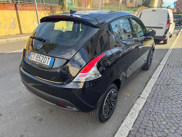 LANCIA Ypsilon usata, con Controllo trazione