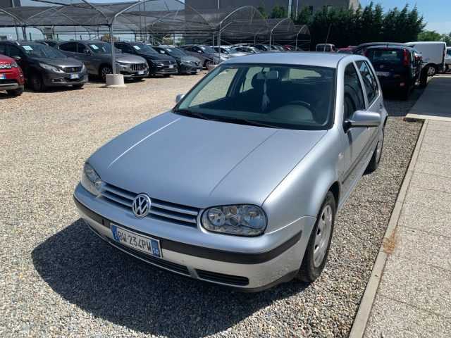 VOLKSWAGEN Golf usata, con ABS
