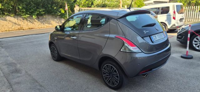 LANCIA Ypsilon usata, con Autoradio