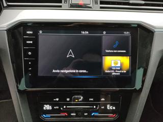 VOLKSWAGEN Passat Variant usata, con ESP
