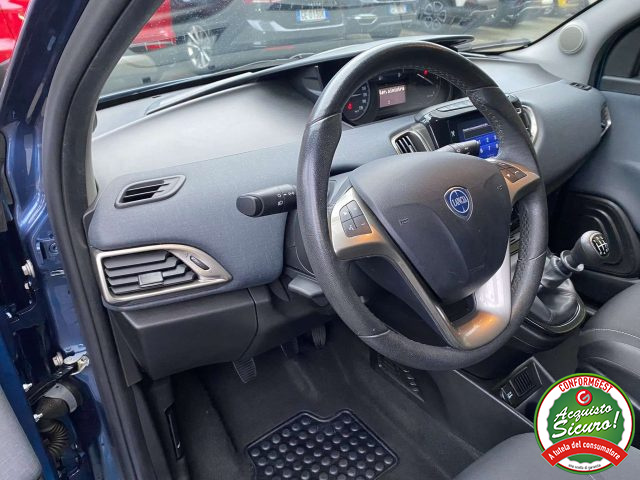 LANCIA Ypsilon usata, con Controllo trazione