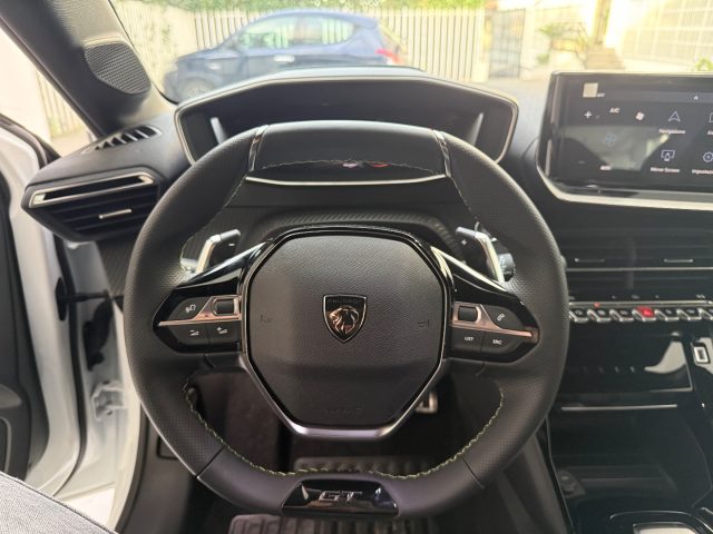 PEUGEOT 208 usata, con Volante multifunzione