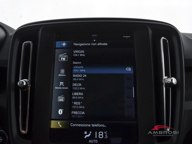 VOLVO XC40 usata 13