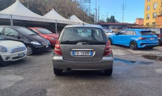 MERCEDES-BENZ A 160 usata, con Controllo automatico clima