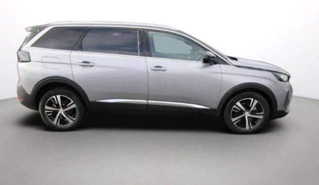 PEUGEOT 5008 usata, con Climatizzatore