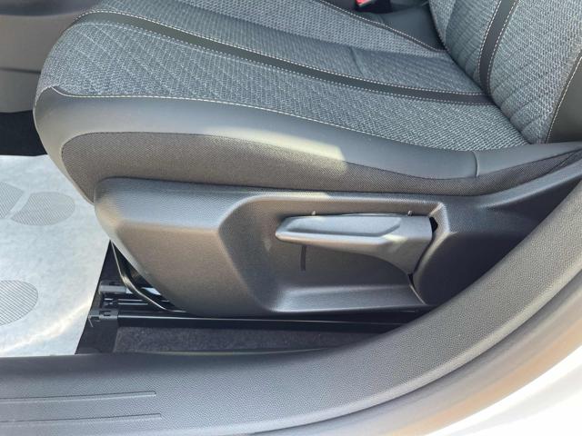 PEUGEOT 208 usata, con MP3