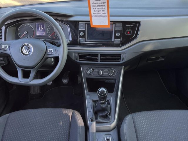 VOLKSWAGEN Polo usata, con Autoradio