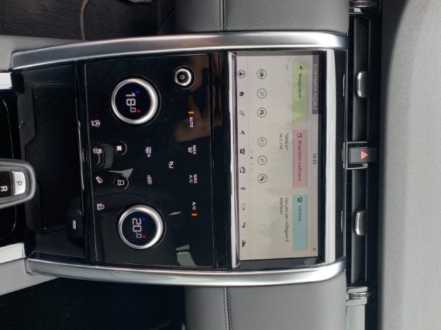 LAND ROVER Discovery Sport usata, con Fendinebbia