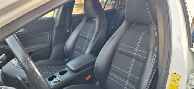 MERCEDES-BENZ GLA 200 usata, con Sedile posteriore sdoppiato