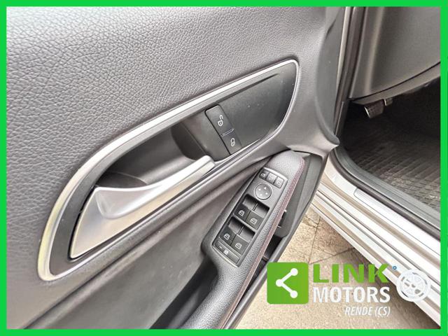 MERCEDES-BENZ CLA 200 usata, con Controllo elettronico della corsia