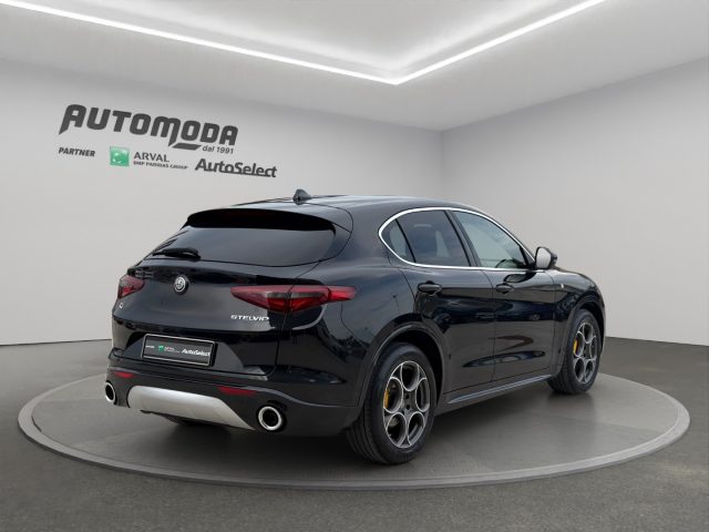 ALFA ROMEO Stelvio usata, con Regolazione elettrica sedili