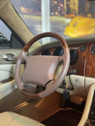 JAGUAR XK8 usata, con Fendinebbia