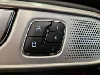 FORD Explorer usata, con Leve al volante