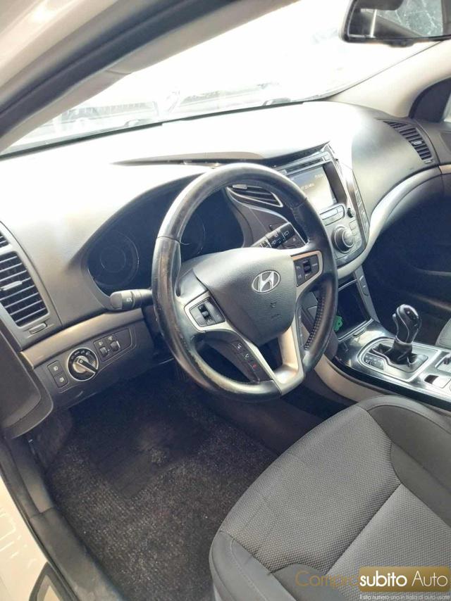 HYUNDAI i40 usata, con Fari Xenon