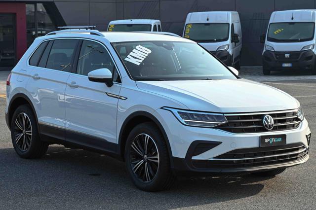 VOLKSWAGEN Tiguan usata, con Airbag laterali