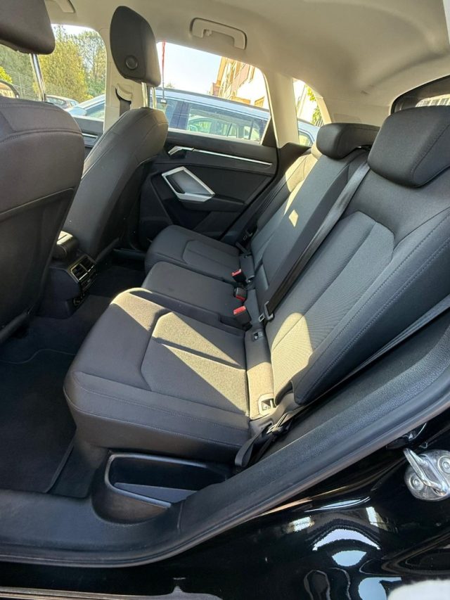 AUDI Q3 usata, con Specchietti laterali elettrici
