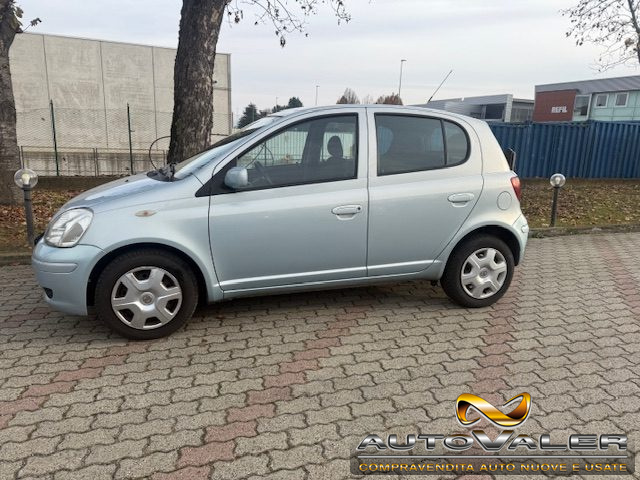 TOYOTA Yaris usata, con Alzacristalli elettrici