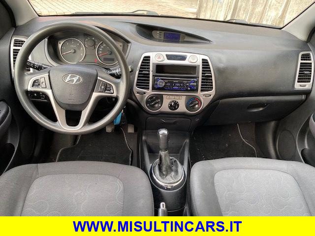 HYUNDAI i20 usata, con Chiusura centralizzata