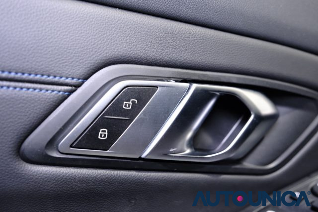 BMW 320 usata, con Sensore di luce