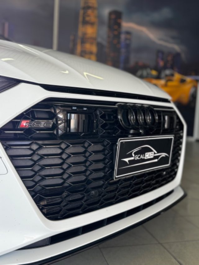 AUDI RS6 usata 35